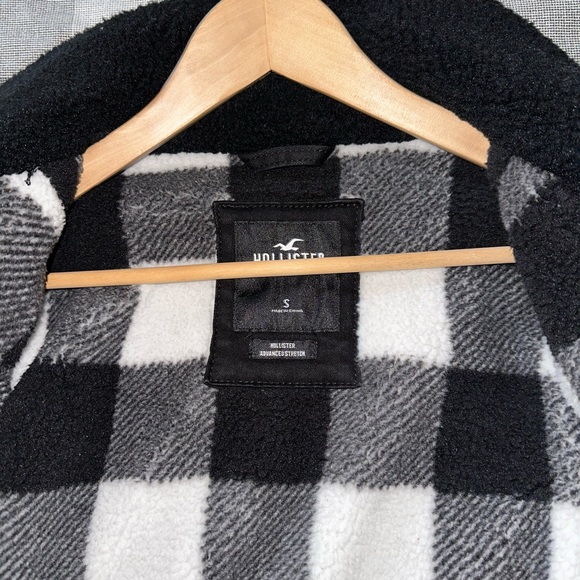 Hollister Fall Jean Jacket - Picture 3 of 4